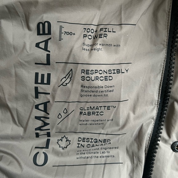 Aritzia The Super Puff™ - cliMATTE™ Original - Picture 6 of 16